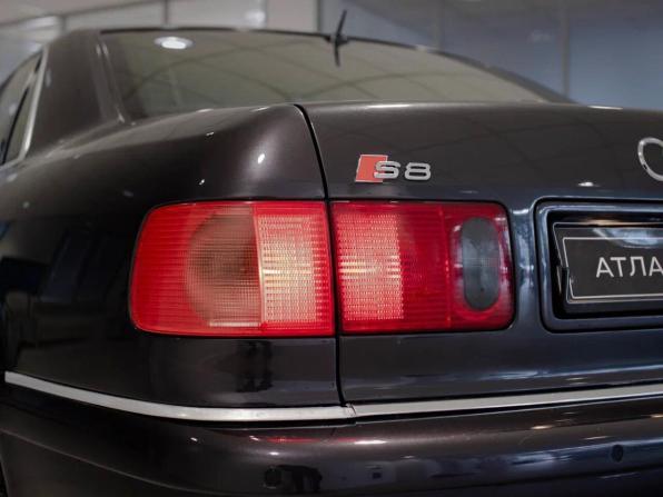 Audi S8 I (D2) Рестайлинг с пробегом 2000 года, цена 1 499 000 рублей, 222054 км, седан, Автокод Объявления