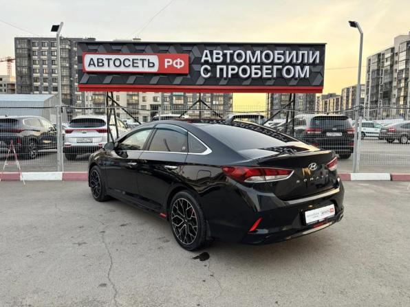 Hyundai Sonata VII (LF) Рестайлинг с пробегом 2018 года, цена 2 042 500 рублей, 142000 км, седан, Автокод Объявления