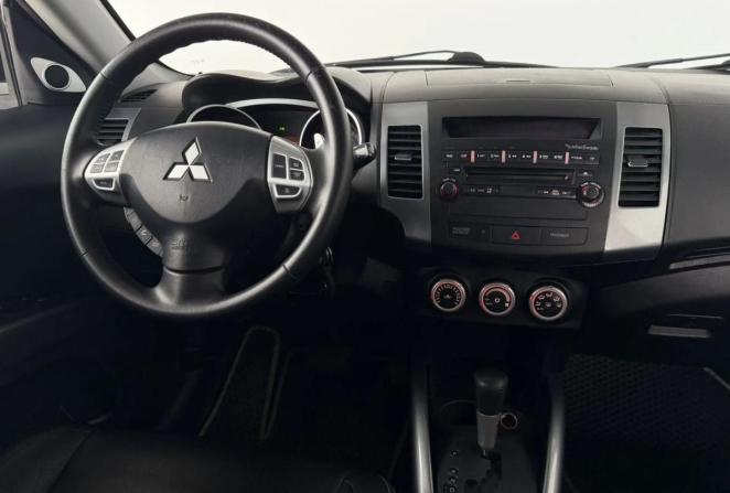 Mitsubishi Outlander II с пробегом 2007 года, цена 885 000 рублей, 204846 км, внедорожник, Автокод Объявления