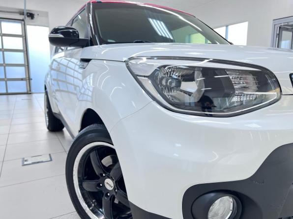 Kia Soul II Рестайлинг с пробегом 2017 года, цена 1 620 000 рублей, 117532 км, хэтчбек, Автокод Объявления