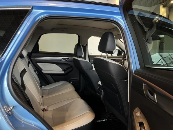 Haval Jolion I Рестайлинг с пробегом 2024 года, цена 2 425 000 рублей, 4265 км, внедорожник, Автокод Объявления