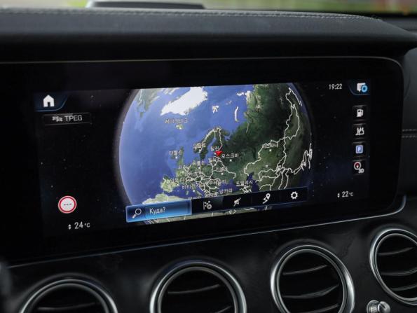 Mercedes-Benz E-Класс V (W213 S213 C238) Рестайлинг с пробегом 2021 года, цена 4 449 000 рублей, 87878 км, седан, Автокод Объявления