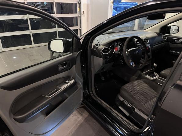 Ford Focus II Рестайлинг с пробегом 2011 года, цена 534 000 рублей, 200801 км, седан, Автокод Объявления