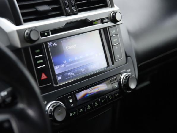 Toyota Land Cruiser Prado 150 Series Рестайлинг 1 с пробегом 2013 года, цена 3 390 000 рублей, 158910 км, внедорожник, Автокод Объявления