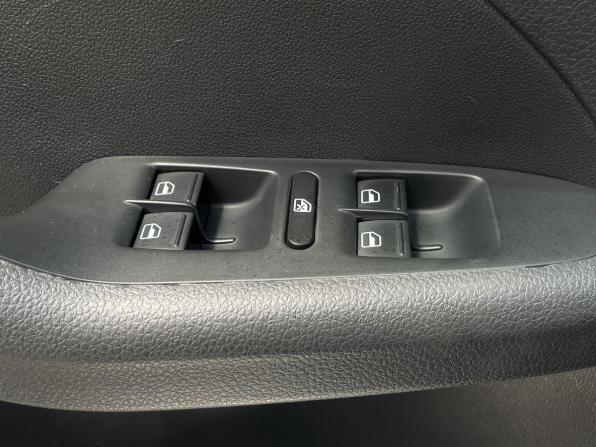 Volkswagen Jetta VI с пробегом 2011 года, цена 890 000 рублей, 205848 км, седан, Автокод Объявления