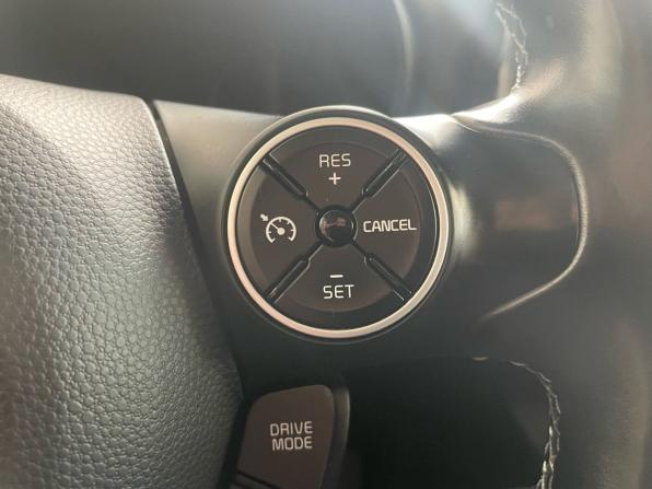 Kia Soul II Рестайлинг с пробегом 2019 года, цена 1 620 000 рублей, 78000 км, хэтчбек, Автокод Объявления