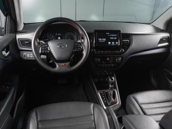 Hyundai Accent V Рестайлинг с пробегом 2021 года, цена 1 879 000 рублей, 84318 км, седан, Автокод Объявления