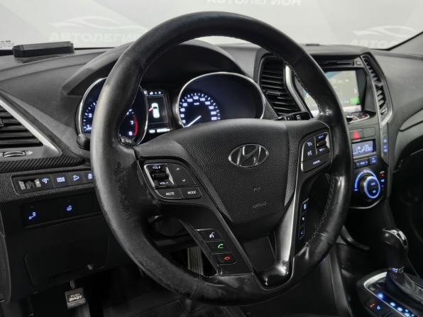 Hyundai Santa Fe III Рестайлинг с пробегом 2016 года, цена 2 402 000 рублей, 204000 км, внедорожник, Автокод Объявления