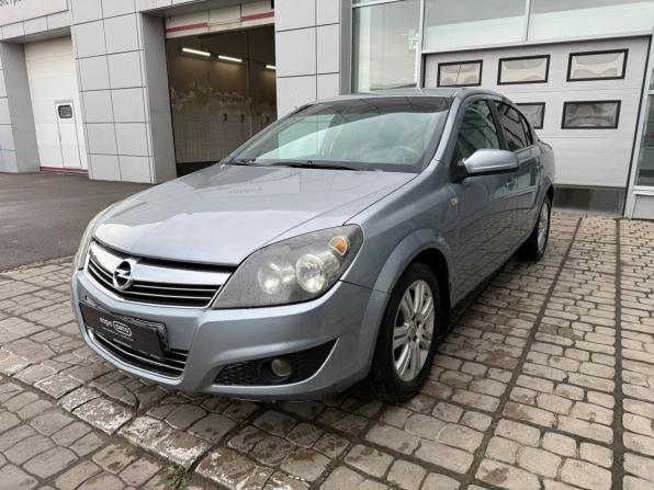 Opel Astra H Рестайлинг с пробегом 2008 года, цена 570 000 рублей, 146726 км, седан, Автокод Объявления