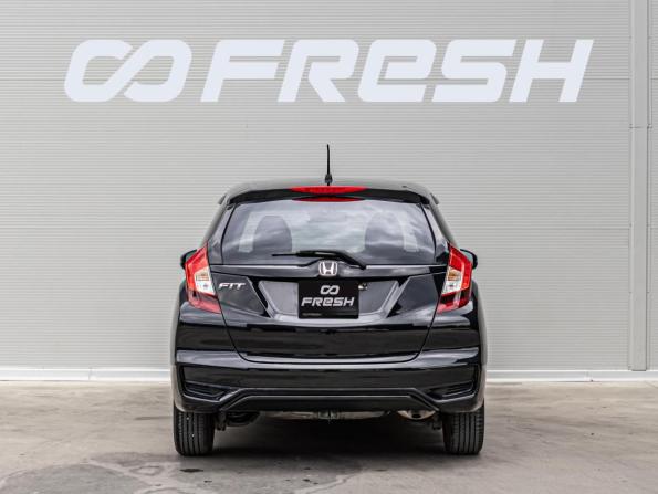 Honda Fit III Рестайлинг с пробегом 2019 года, цена 1 250 000 рублей, 119471 км, хэтчбек, Автокод Объявления
