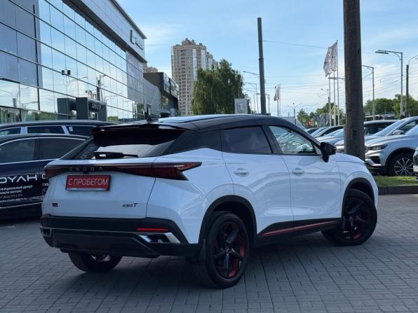 Omoda C5 I с пробегом 2023 года, цена 1 625 000 рублей, 80000 км, внедорожник, Автокод Объявления