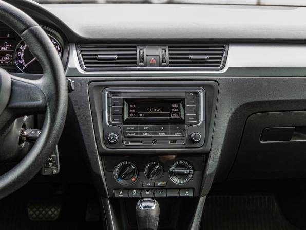 Skoda Rapid I Рестайлинг с пробегом 2019 года, цена 1 138 000 рублей, 97665 км, лифтбек, Автокод Объявления