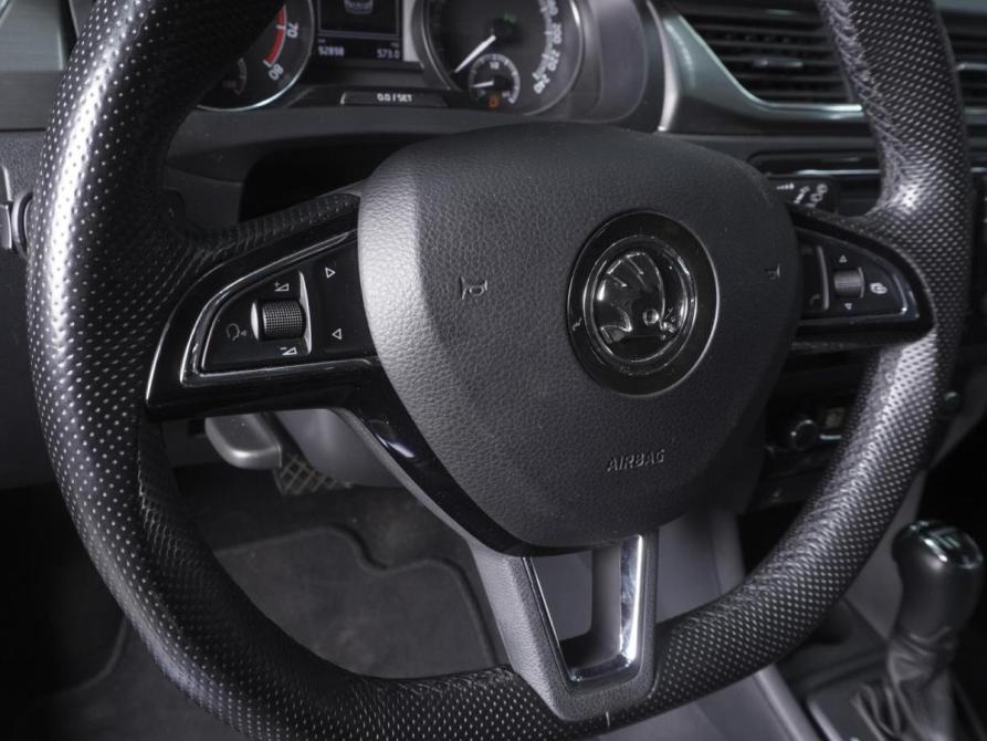 Skoda Rapid I Рестайлинг Ростов-на-Дону  - изображение 12