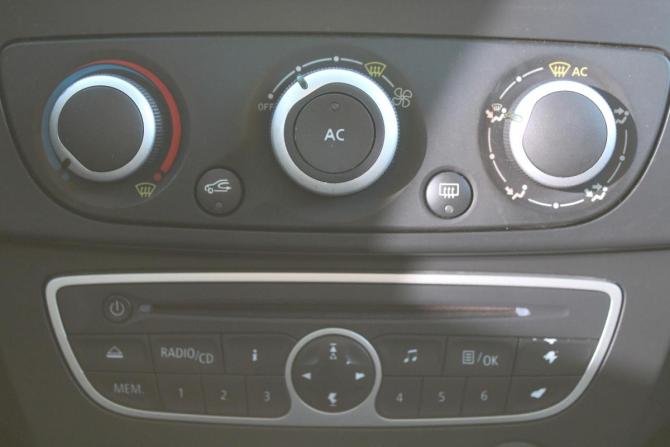 Renault Fluence I с пробегом 2011 года, цена 499 000 рублей, 235000 км, седан, Автокод Объявления