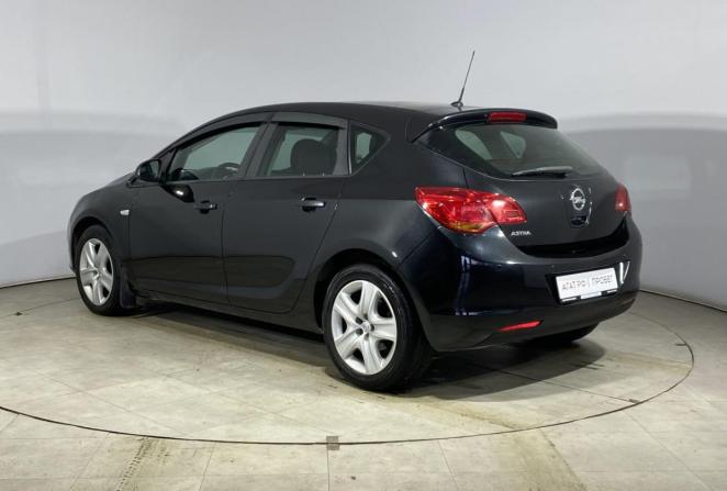 Opel Astra H Рестайлинг с пробегом 2011 года, цена 630 000 рублей, 253106 км, хэтчбек, Автокод Объявления