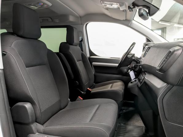 Peugeot Traveller I с пробегом 2019 года, цена 3 150 000 рублей, 42225 км, минивэн, Автокод Объявления
