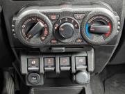 Suzuki Jimny IV Москва  - изображение 25