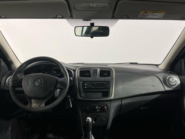 Renault Sandero II с пробегом 2015 года, цена 850 000 рублей, 89070 км, хэтчбек, Автокод Объявления