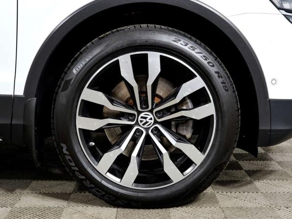 Volkswagen Tiguan II с пробегом 2020 года, цена 2 698 000 рублей, 146252 км, внедорожник, Автокод Объявления