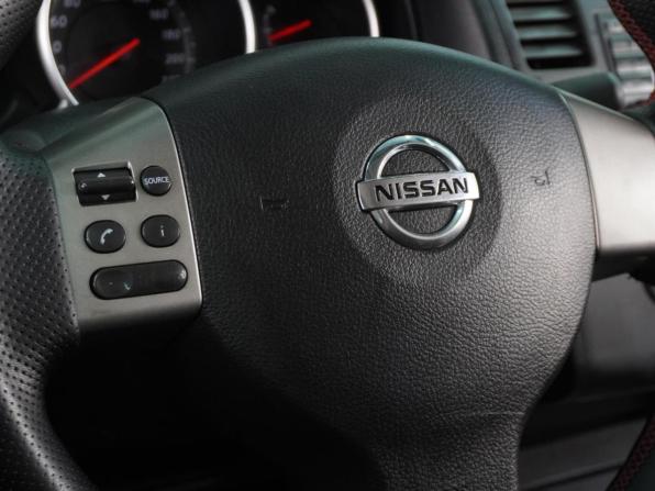 Nissan Tiida I Рестайлинг с пробегом 2011 года, цена 699 000 рублей, 262491 км, седан, Автокод Объявления