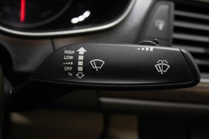 Audi A6 IV (C7) Рестайлинг с пробегом 2015 года, цена 1 799 000 рублей, 157133 км, седан, Автокод Объявления