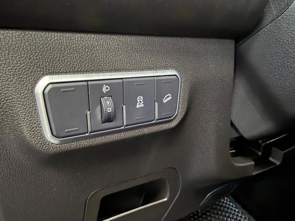 Haval M6 II с пробегом 2024 года, цена 1 888 000 рублей, 10895 км, внедорожник, Автокод Объявления