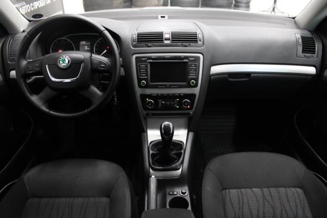 Skoda Octavia II (A5) Рестайлинг с пробегом 2011 года, цена 749 000 рублей, 195050 км, универсал, Автокод Объявления
