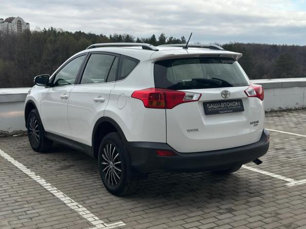 Toyota RAV4 IV (XA40) с пробегом 2015 года, цена 2 150 000 рублей, 80449 км, внедорожник, Автокод Объявления