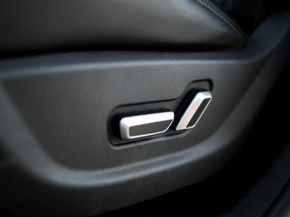 Geely Atlas I с пробегом 2021 года, цена 1 999 000 рублей, 52266 км, внедорожник, Автокод Объявления