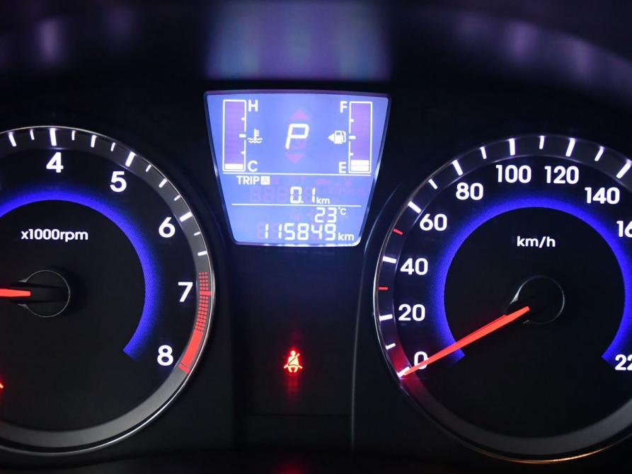 Hyundai Solaris I Рестайлинг Новосибирск  - изображение 16