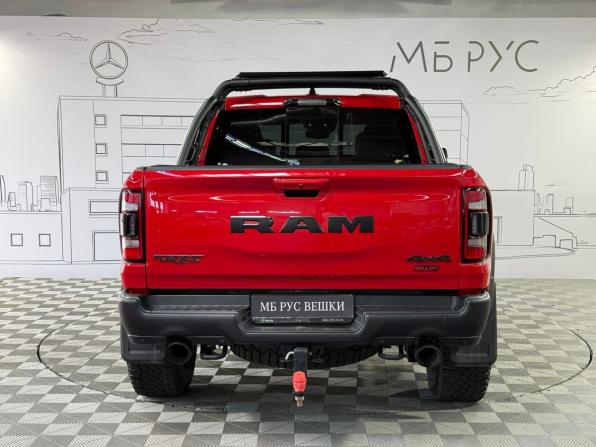 Ram 1500 V с пробегом 2021 года, цена 11 800 000 рублей, 37150 км, offers.body_type.unknown, Автокод Объявления