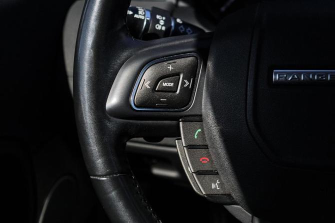 Land Rover Range Rover Evoque I Рестайлинг с пробегом 2018 года, цена 3 180 000 рублей, 59719 км, внедорожник, Автокод Объявления