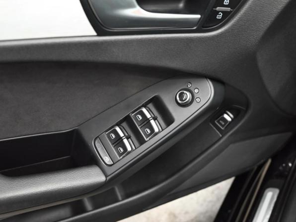 Audi A4 IV (B8) Рестайлинг с пробегом 2013 года, цена 1 460 000 рублей, 176078 км, седан, Автокод Объявления