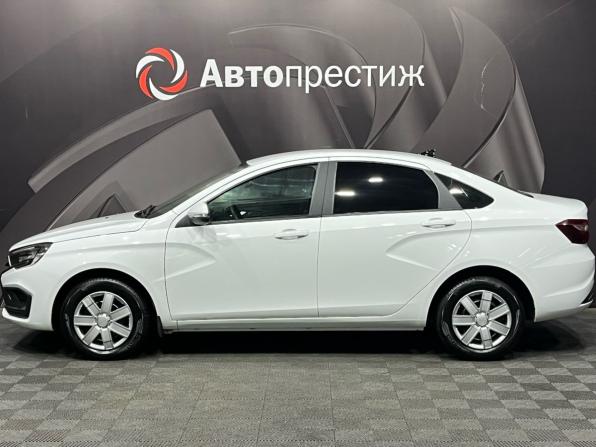 Lada (ВАЗ) Vesta I Рестайлинг (NG) с пробегом 2024 года, цена 1 010 000 рублей, 54000 км, седан, Автокод Объявления