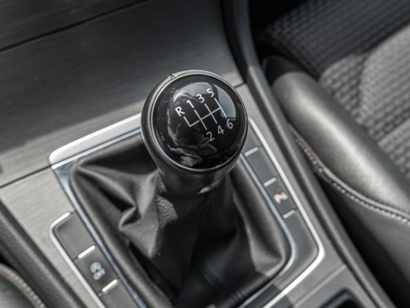 Volkswagen Golf VII с пробегом 2013 года, цена 1 630 000 рублей, 90494 км, хэтчбек, Автокод Объявления