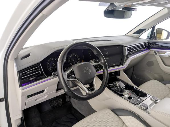 Volkswagen Touareg III с пробегом 2018 года, цена 4 060 000 рублей, 156408 км, внедорожник, Автокод Объявления