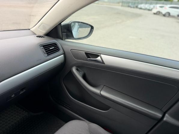 Volkswagen Jetta VI с пробегом 2012 года, цена 1 150 000 рублей, 91605 км, седан, Автокод Объявления