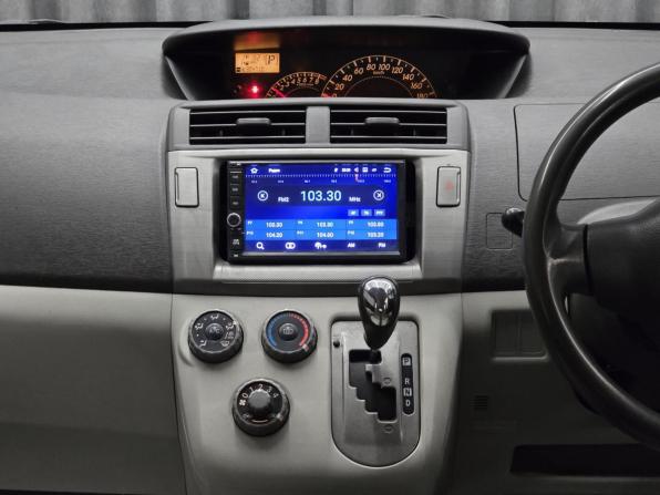Toyota Passo Sette с пробегом 2010 года, цена 619 000 рублей, 304000 км, минивэн, Автокод Объявления