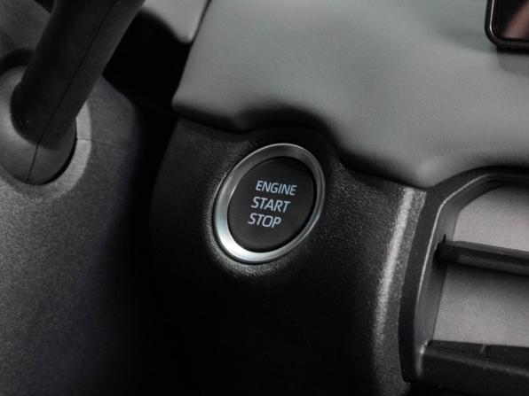 Toyota RAV4 VI (XA60) с пробегом 2026 года, цена 4 249 000 рублей, 67 км, внедорожник, Автокод Объявления
