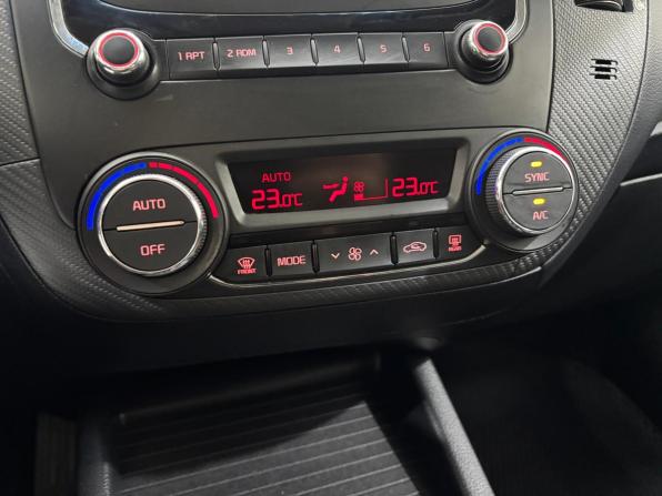 Kia Cerato III Рестайлинг (Classic) с пробегом 2018 года, цена 1 495 000 рублей, 100700 км, седан, Автокод Объявления