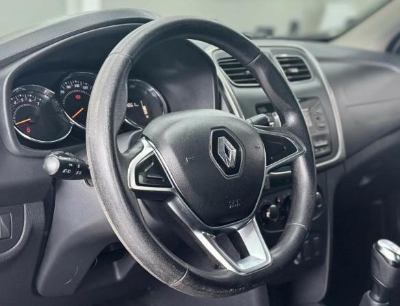 Renault Logan II Рестайлинг с пробегом 2021 года, цена 1 249 000 рублей, 95000 км, седан, Автокод Объявления
