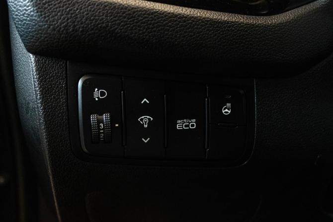 Kia Ceed II Рестайлинг с пробегом 2018 года, цена 1 339 000 рублей, 131430 км, универсал, Автокод Объявления