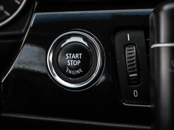 BMW 3 серии V (E90/E91/E92/E93) Рестайлинг с пробегом 2013 года, цена 1 349 000 рублей, 237989 км, купе, Автокод Объявления
