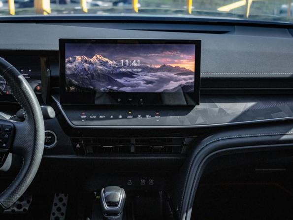 Toyota Camry IX (XV80) China Market с пробегом 2025 года, цена 4 306 500 рублей, 15585 км, седан, Автокод Объявления