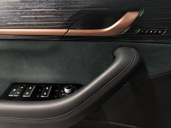 Geely Monjaro I с пробегом 2023 года, цена 3 380 000 рублей, 28401 км, внедорожник, Автокод Объявления