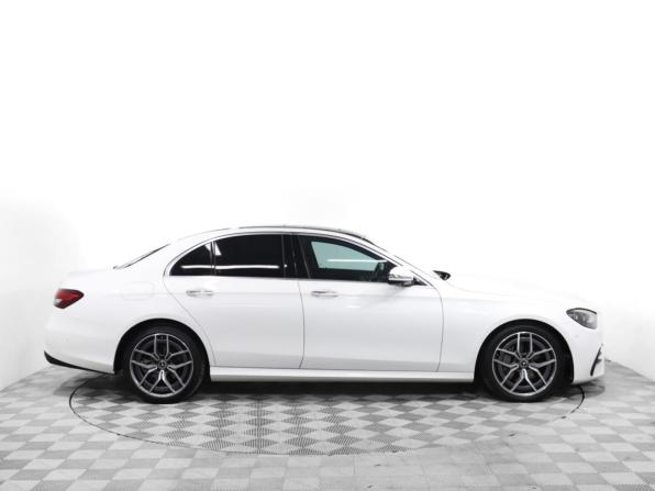 Mercedes-Benz E-Класс V (W213 S213 C238) Рестайлинг с пробегом 2020 года, цена 3 849 000 рублей, 130202 км, седан, Автокод Объявления