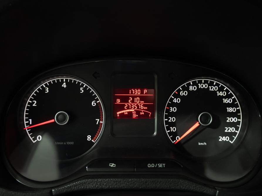 Volkswagen Polo V Санкт-Петербург  - изображение 12