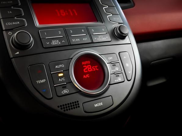 Kia Soul I Рестайлинг с пробегом 2012 года, цена 1 250 000 рублей, 66200 км, хэтчбек, Автокод Объявления