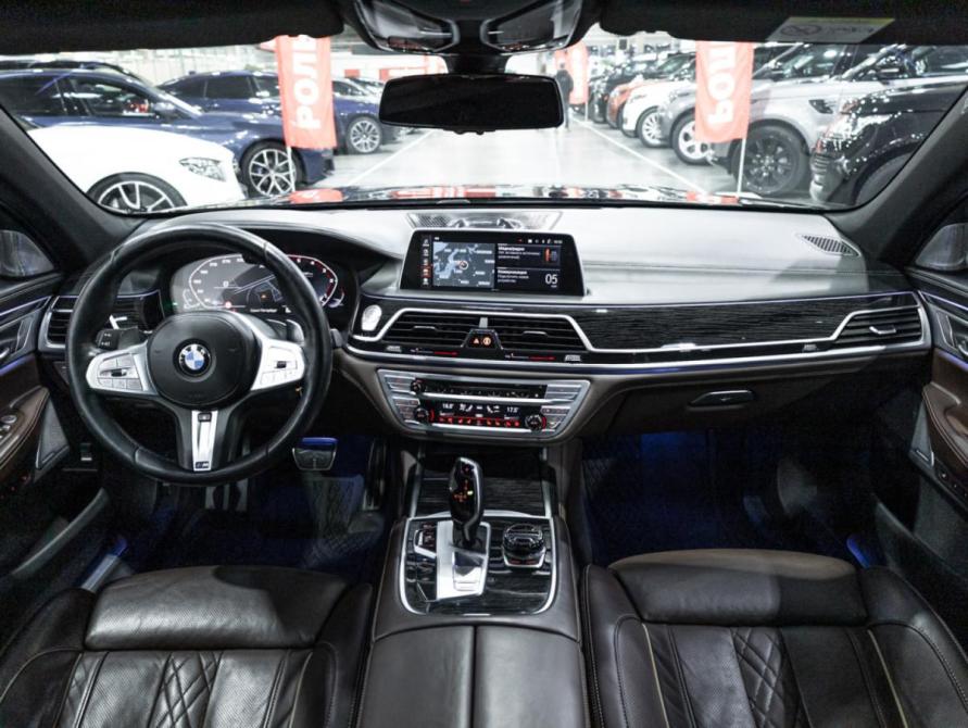 BMW 7 серии VI (G11/G12) Рестайлинг Санкт-Петербург  - изображение 19