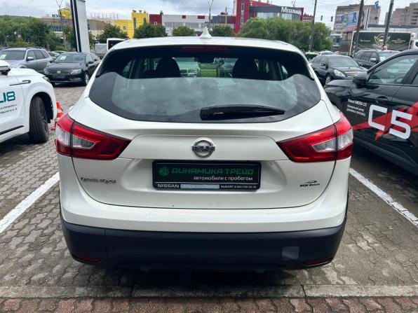 Nissan Qashqai II с пробегом 2018 года, цена 1 550 000 рублей, 177891 км, внедорожник, Автокод Объявления